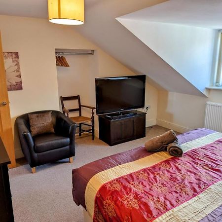 4 Bedroom House, Central Ulverston Εξωτερικό φωτογραφία